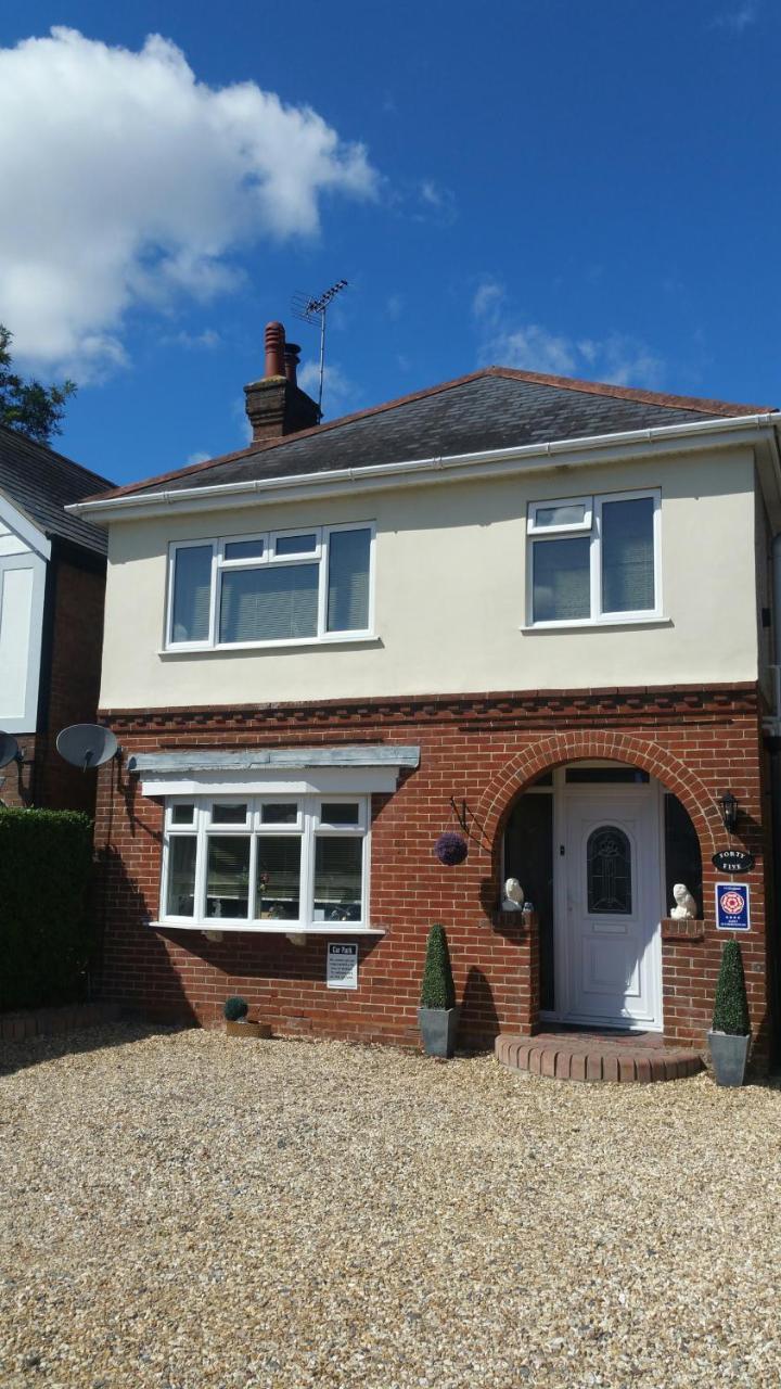 Wimborne Lodge Wimborne Minster Ngoại thất bức ảnh
